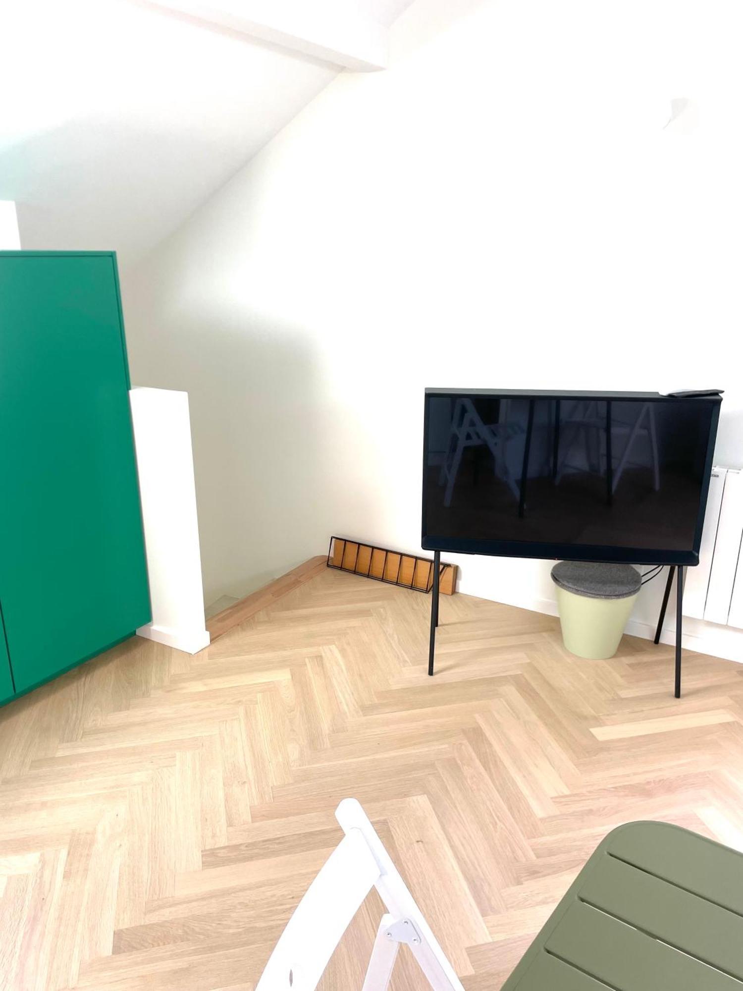 Apartment A 2 Pas Du *